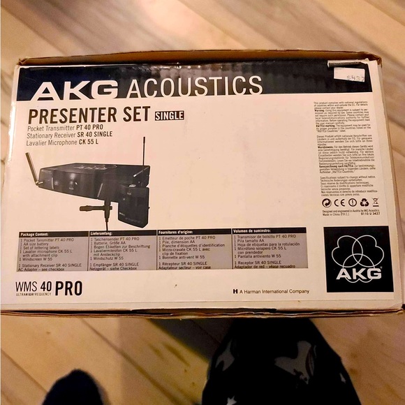 Presenter Set - Picture 1 of 3